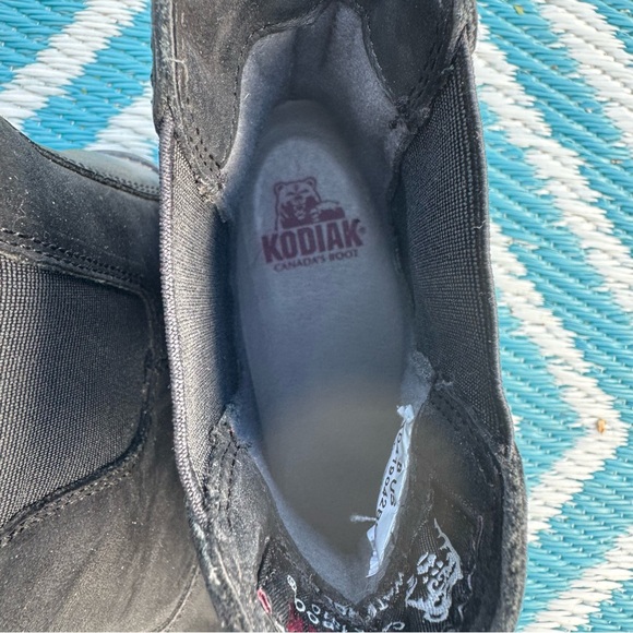 Women’s Kodiak Chelsea Boot - Picture 3 of 8